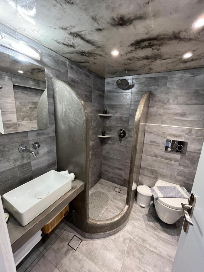 Villa Sertis Santorini 이메로비글리 외부 사진