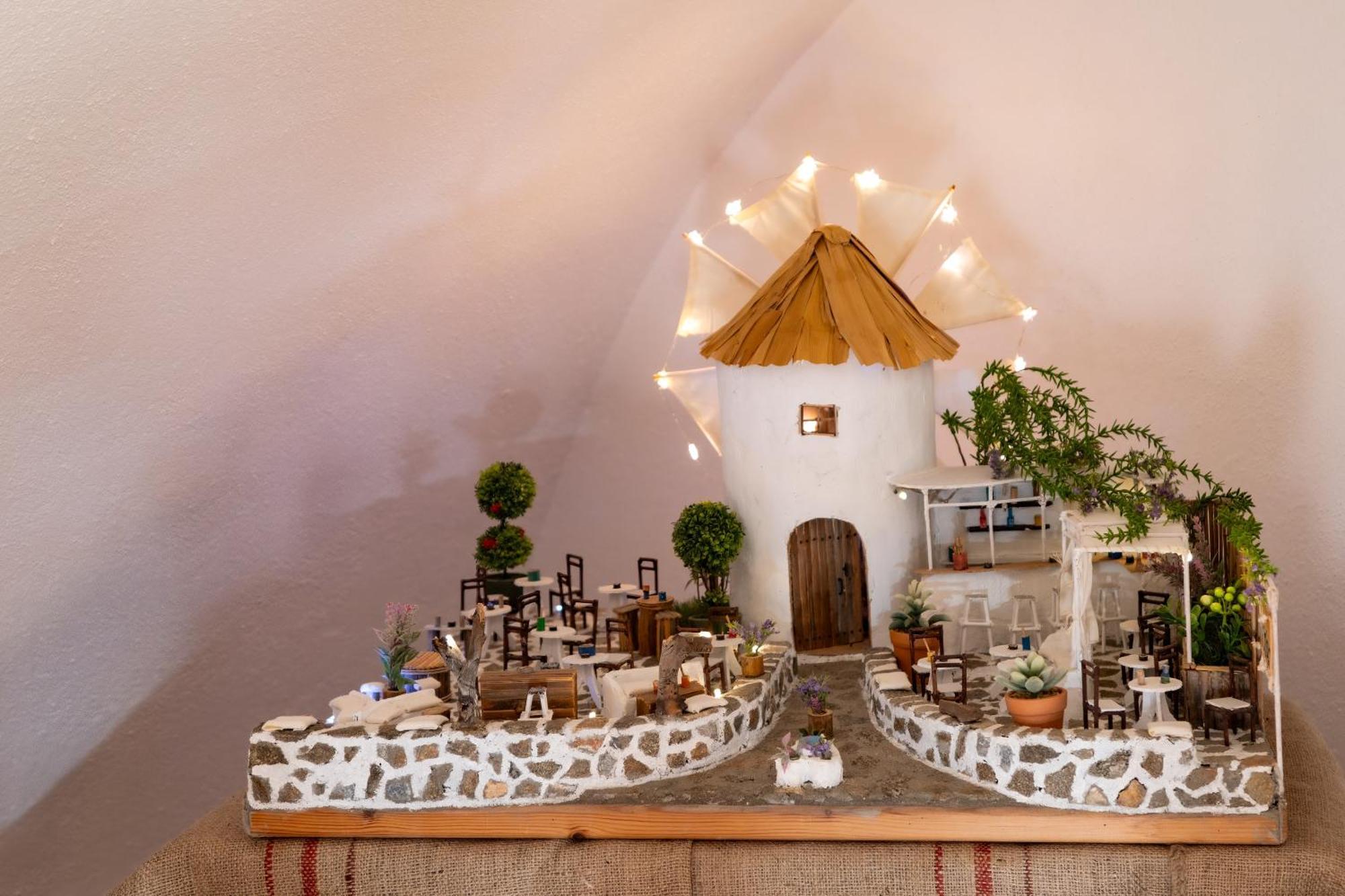 Villa Sertis Santorini 이메로비글리 외부 사진